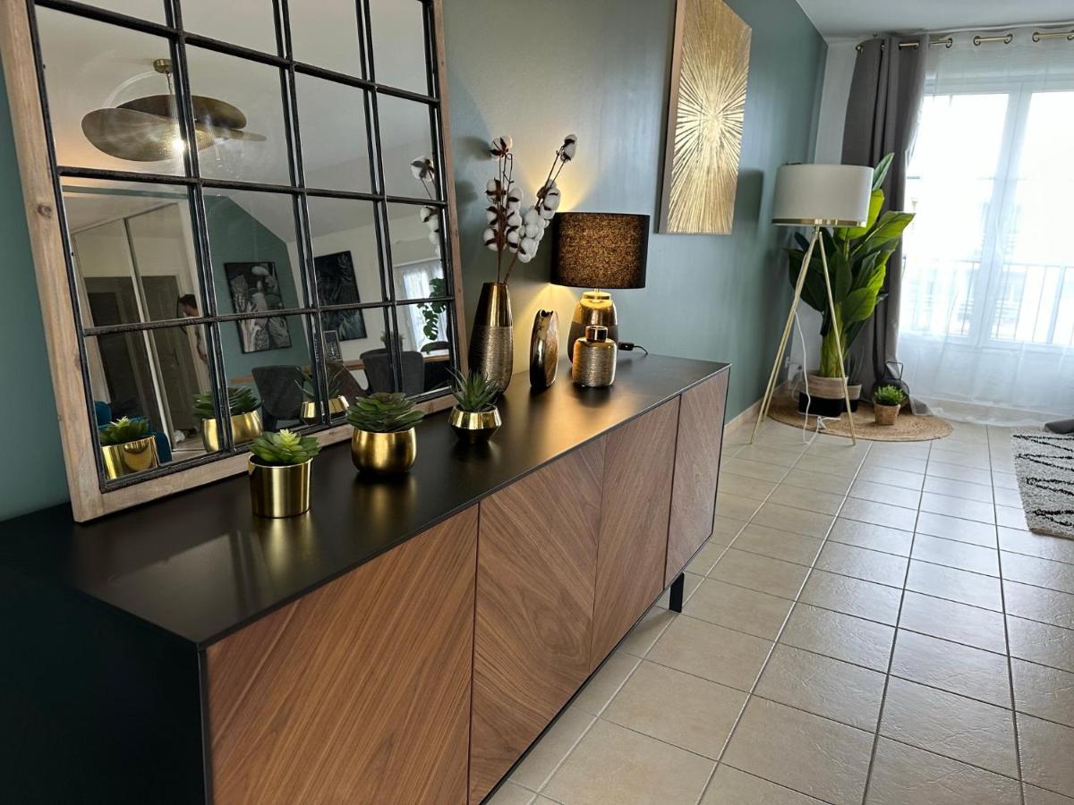 Apartmán L'Escale Du Trianon Le Plessis-Robinson Exteriér fotografie